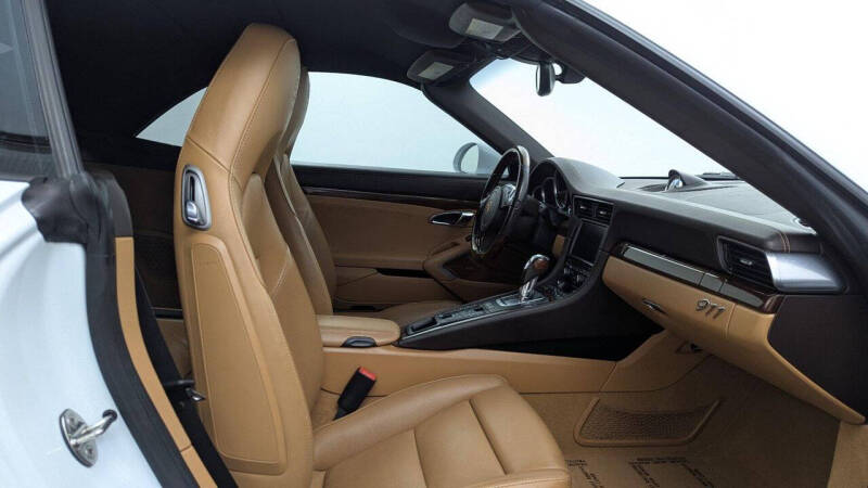 2015 Porsche 911 Turbo S
