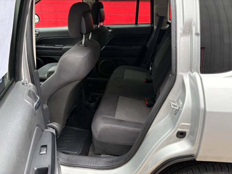 2011 Jeep Compass Sport