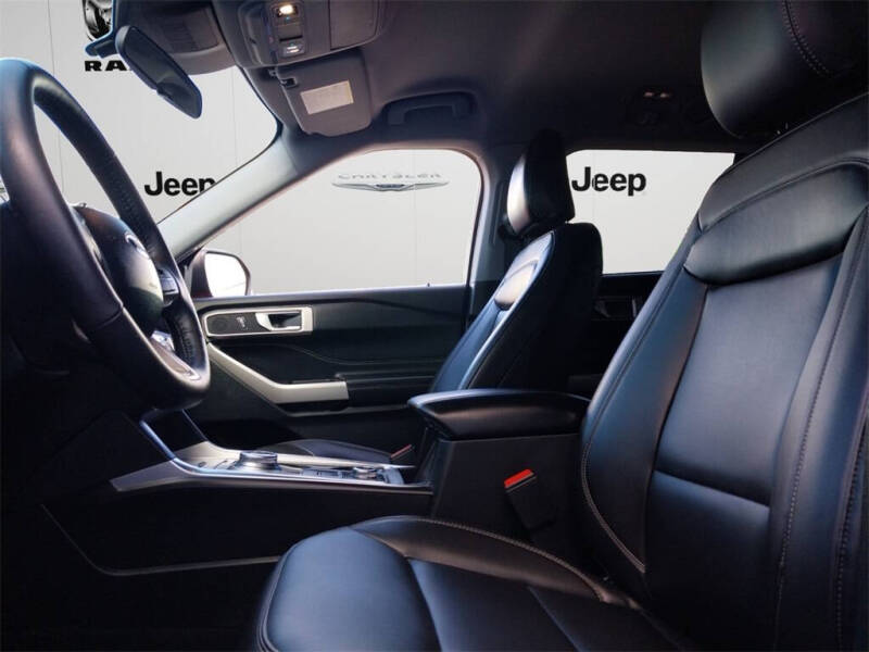 2024 Ford Explorer XLT