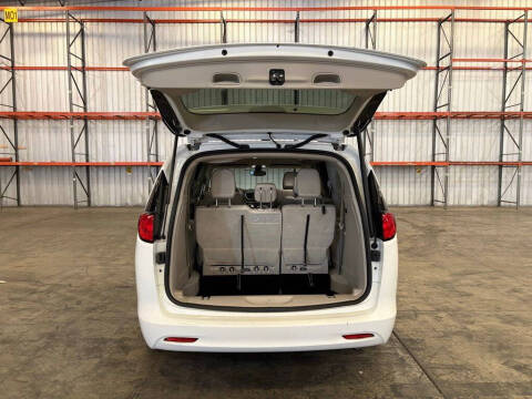 2021 Chrysler Voyager LXi