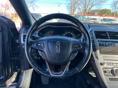 2017 Lincoln MKZ Reserve