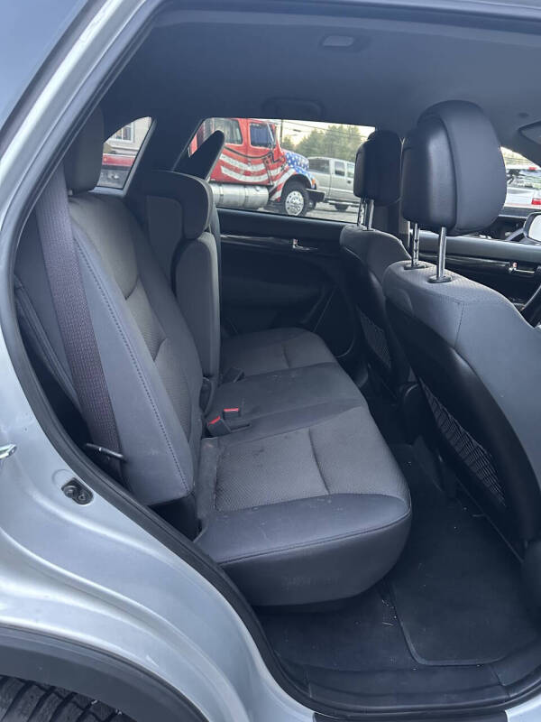 2013 Kia Sorento LX