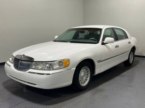 1998 Lincoln Town Car for sale at Cincinnati Automotive Group in Lebanon OH