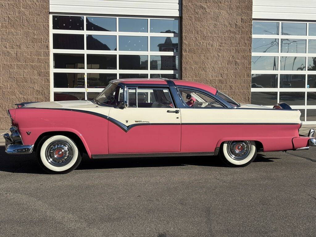 1955 Ford Crown Victoria 17