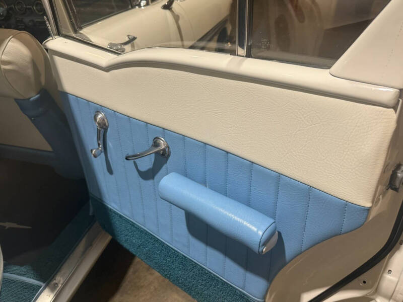 1958 Pontiac Chieftain