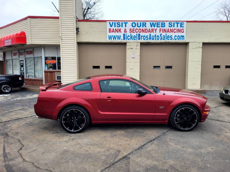 2005 Ford Mustang GT Premium