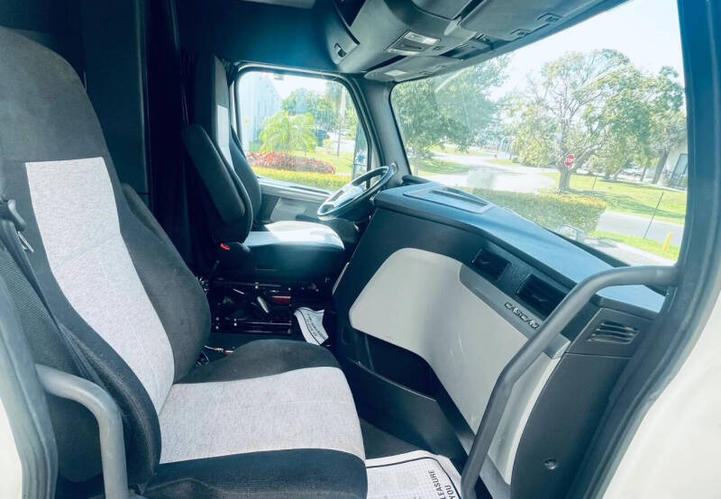 2019 Freightliner Cascadia