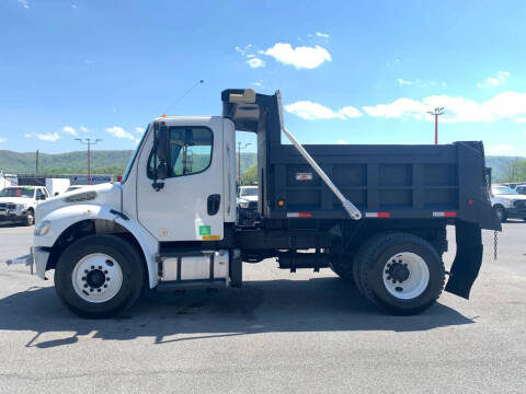 2015 Freightliner M2 106