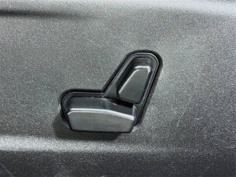 2023 Chrysler 300 Touring L