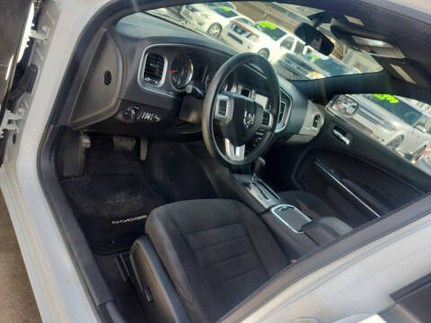 2013 Dodge Charger SE