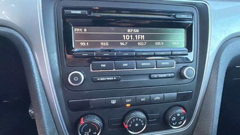 2013 Volkswagen Passat