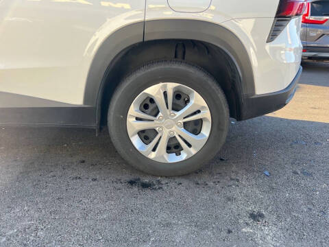 2025 Chevrolet Trax LS