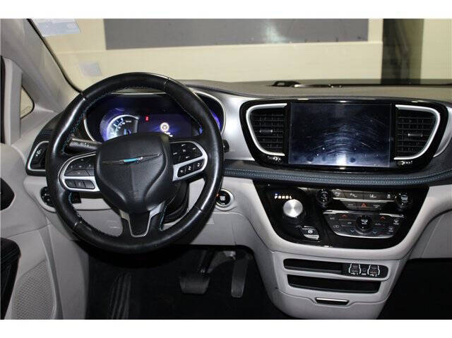 2021 Chrysler Pacifica Hybrid Touring L