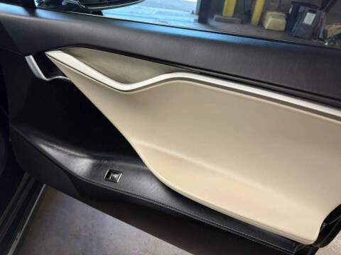 2017 Tesla Model S