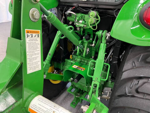 2019 John Deere 3039R