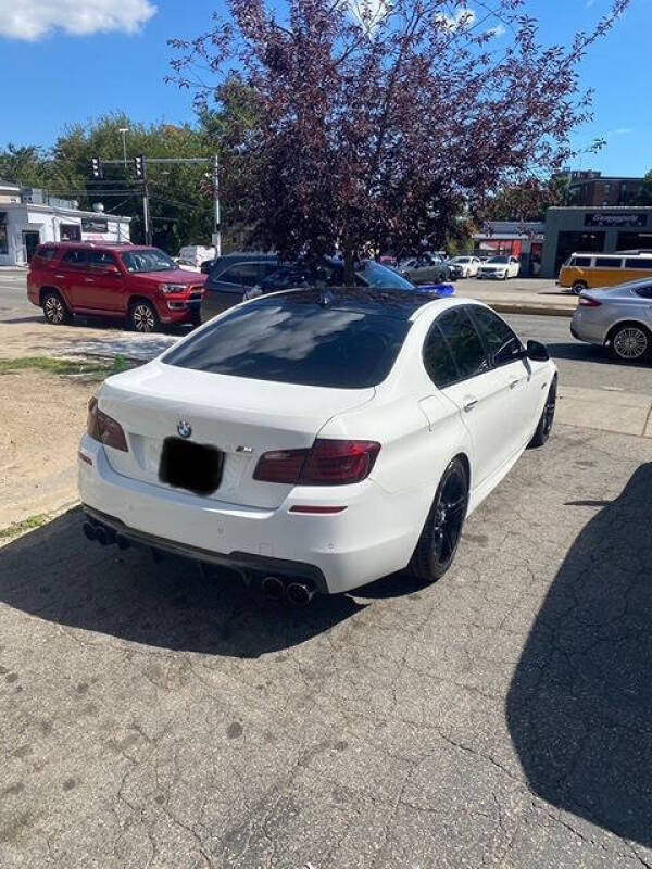 2013 BMW 5 Series 550i xDrive