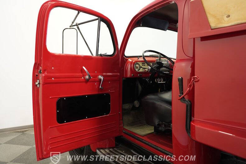 1949 Ford F-600