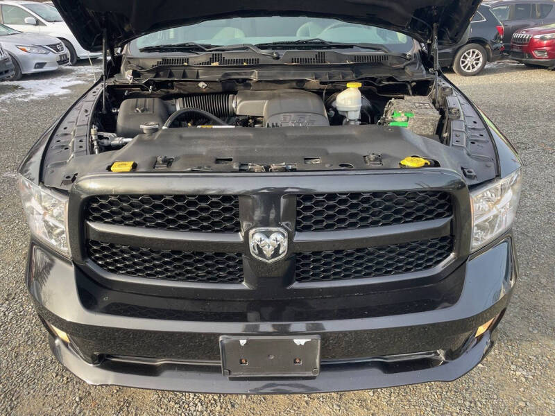 2017 RAM 1500 Express