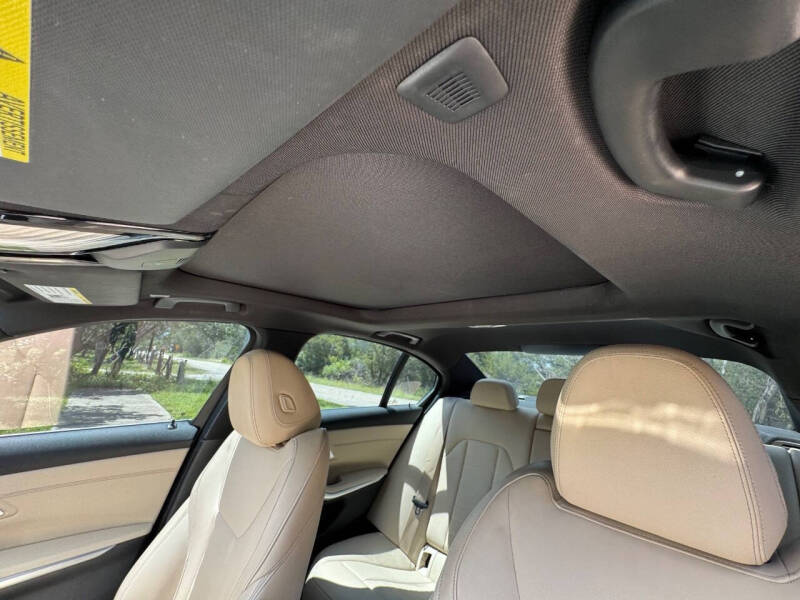 2020 BMW 3 Series 330i
