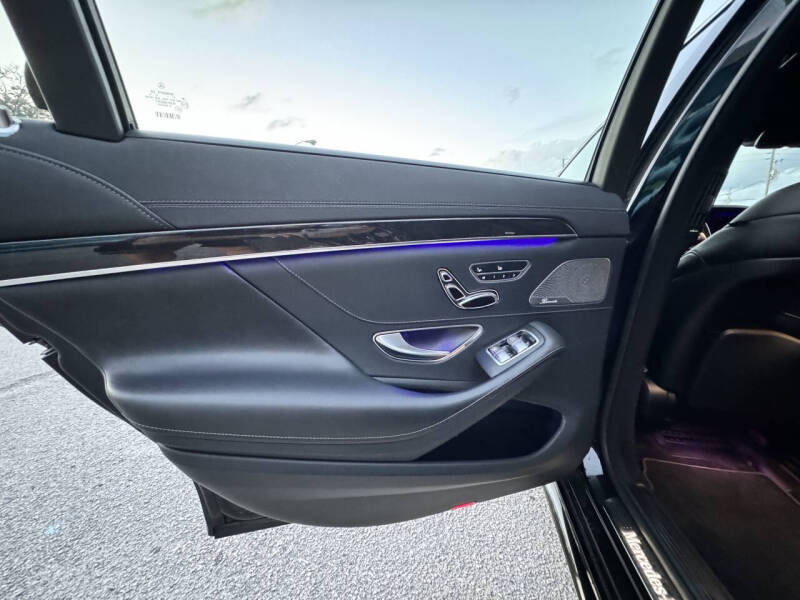 2015 Mercedes-Benz S-Class S 550