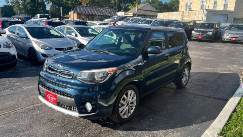 2017 Kia Soul +