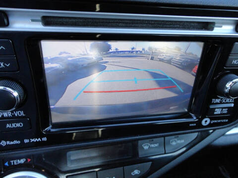 2017 Toyota Prius c Four