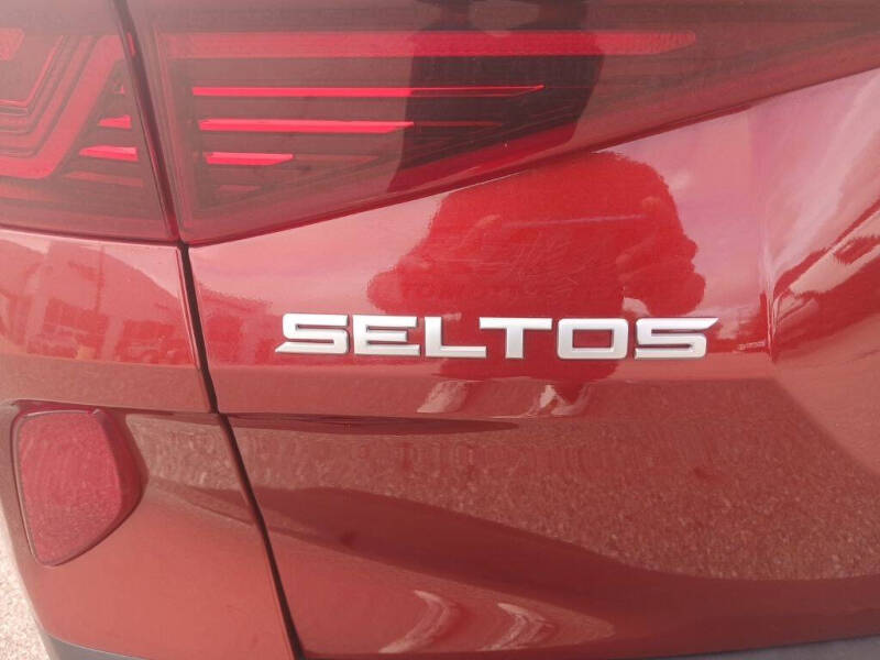 2023 Kia Seltos S