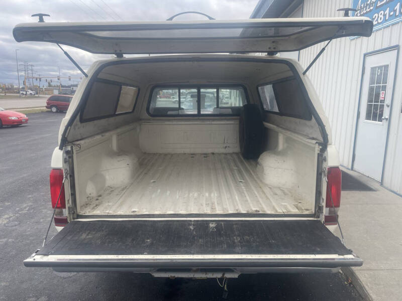 Image of 1989 Ford F-150 XLT Lariat