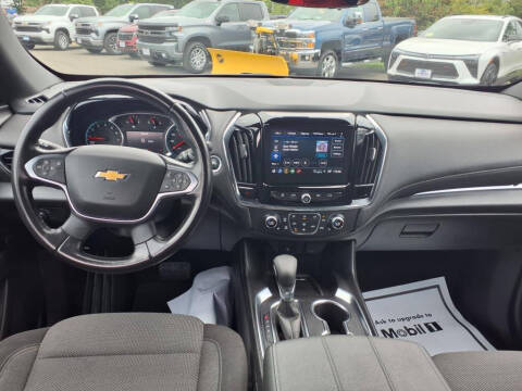2022 Chevrolet Traverse LT Cloth