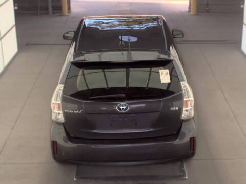 2013 Toyota Prius v Three