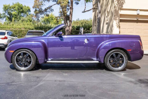 2004 Chevrolet SSR LS