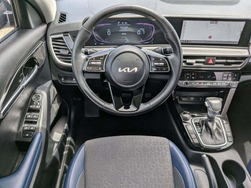 2025 Kia Seltos S
