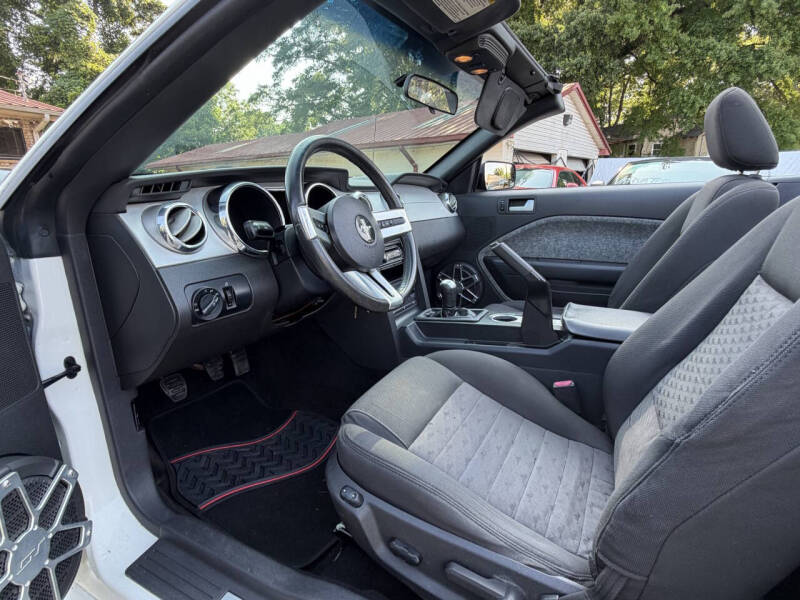 2006 Ford Mustang GT Deluxe