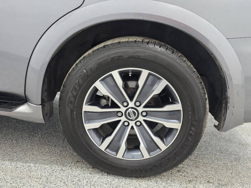 2017 Nissan Armada SV