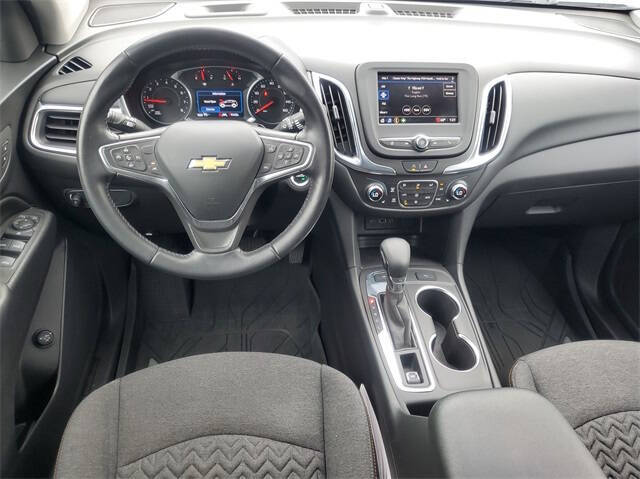 2022 Chevrolet Equinox for sale at Bowman Auto Center in Clarkston, MI