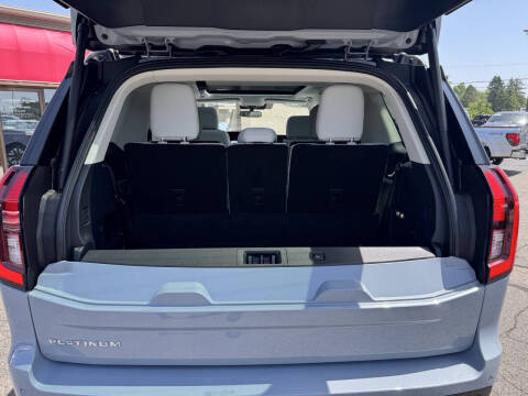2025 Ford Expedition Platinum