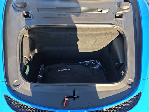 2025 Porsche 718 Cayman GT4 RS