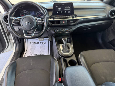 2021 Kia Forte GT Line