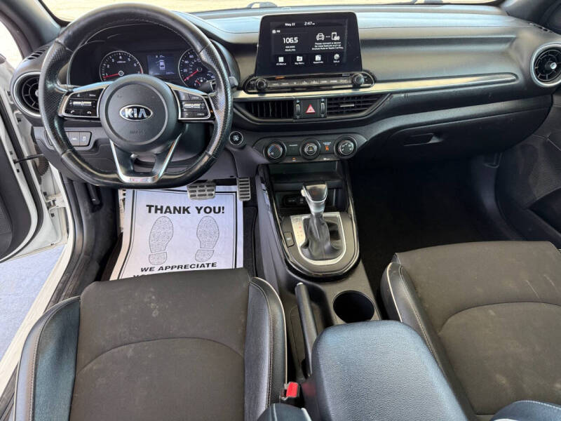 2021 Kia Forte GT Line
