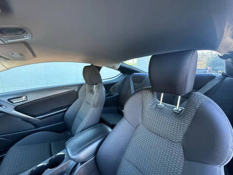 2012 Hyundai Genesis Coupe