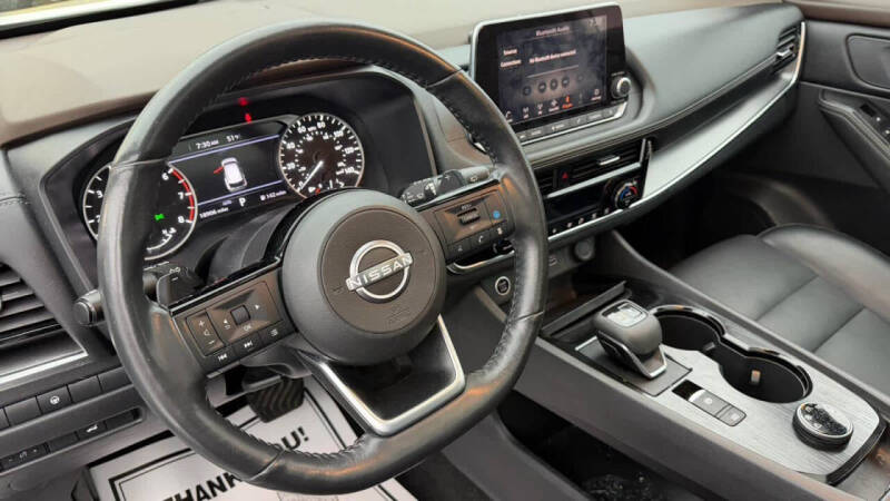 2022 Nissan Rogue SV