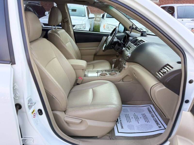 2010 Toyota Highlander SE