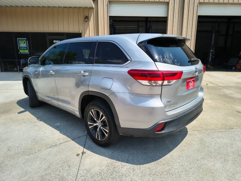 2017 Toyota Highlander LE