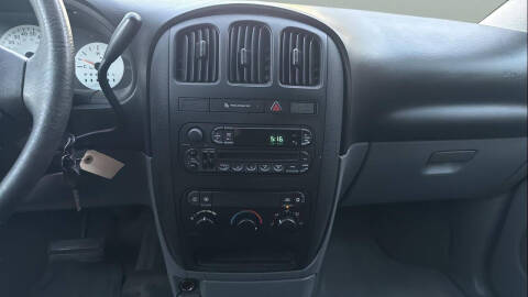 2005 Dodge Grand Caravan SE