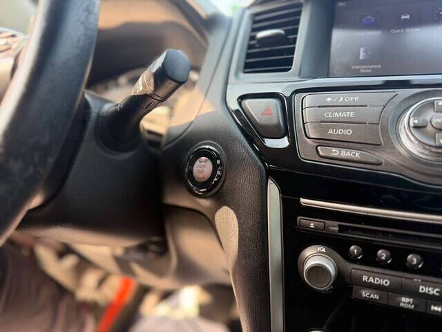 2017 Nissan Pathfinder S