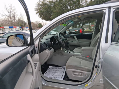 2013 Toyota Highlander Plus