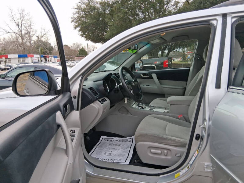 2013 Toyota Highlander Plus