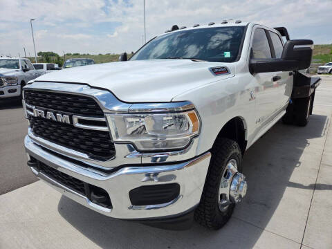 2024 RAM 3500 SLT