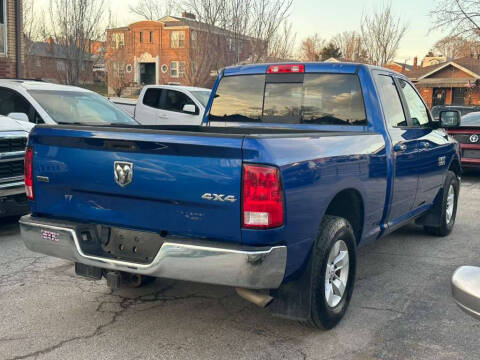 2017 RAM 1500 SLT