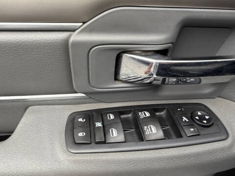 2016 RAM 1500 Big Horn